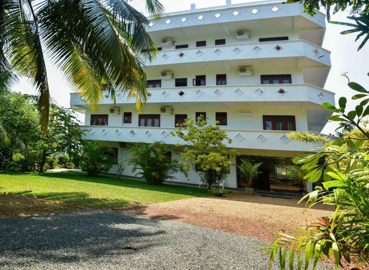 Villa Gamini Hikkaduwa Luaran gambar